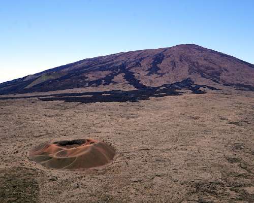 Hiking: Crater Formica Leo, near Piton de la ...