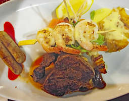 Aussien surf and turf