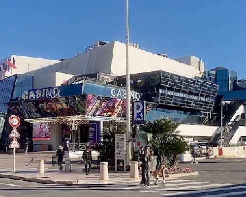 Festivaali- ja kongressipalatsi – Cannesin el...