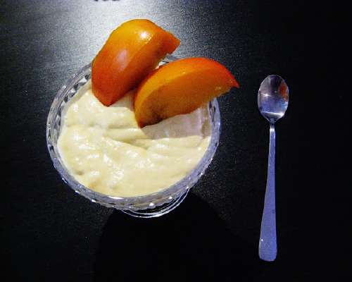 Maidoton persimon jogurtti (G, M, V)