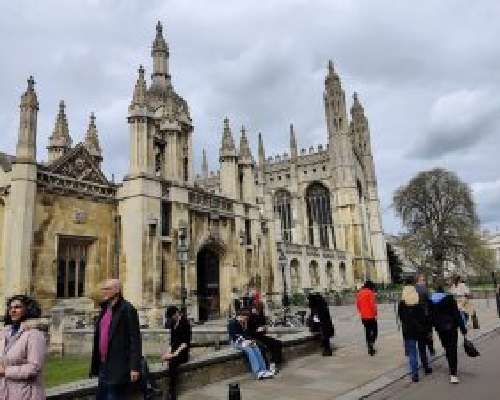 Idyllinen Cambridge: historiaa, luontoa ja up...