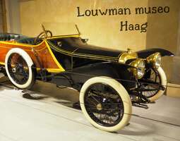 Satojen autoharvinaisuuksien museo - Louwman ...