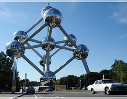 Atomiajan muistomerkki - Atomium Brysselissä