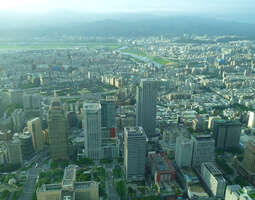 Taipei - vihreyden ympäröimä suurkaupunki Tai...