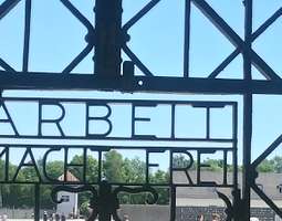 Pelkoa ja inhoa Dachaun keskitysleirillä