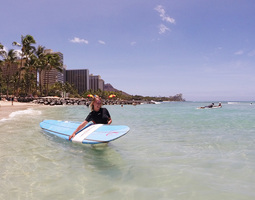 Unelmia todeksi: Surffikurssilla Havaijilla