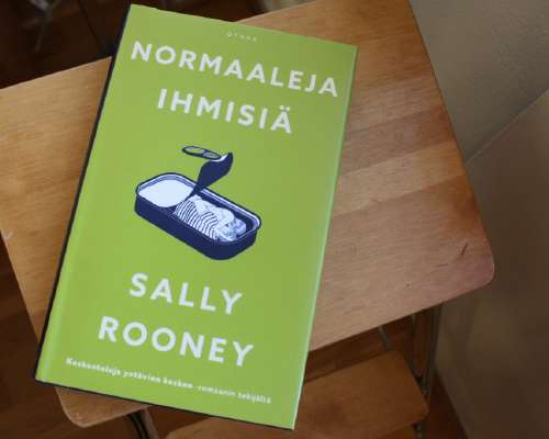 Sally Rooney: Normaaleja ihmisiä
