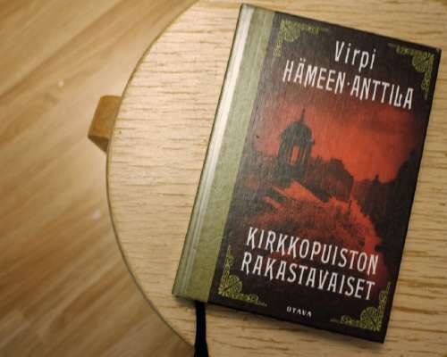 Virpi Hämeen-Anttila: Kirkkopuiston rakastavaiset