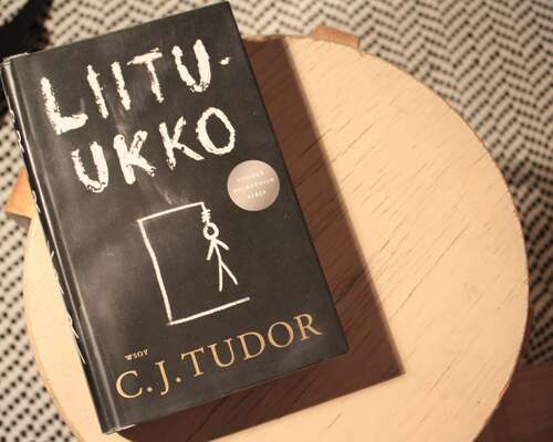 C. J. Tudor: Liitu-ukko