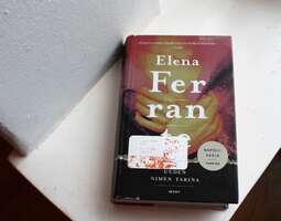 Elena Ferrante: Uuden nimen tarina