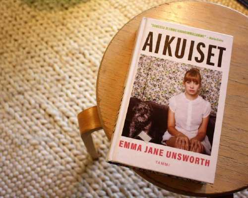 Emma Jane Unsworth: Aikuiset