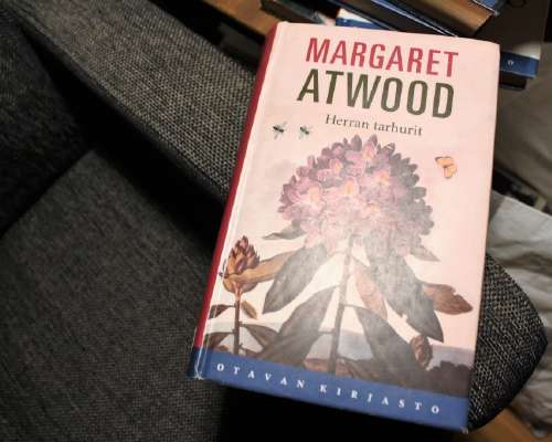 Margaret Atwood: Herran tarhurit