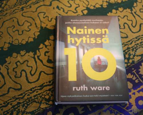 Ruth Ware: Nainen hytissä 10