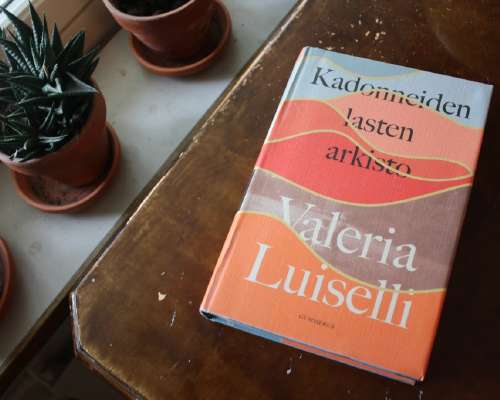Valeria Luiselli: Kadonneiden lasten arkisto