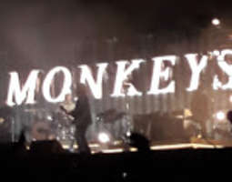 Shame vs. Arctic Monkeys - Flow Festival. Hki...