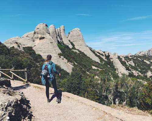 Kalliokiipeilyä Espanjassa - Montserrat ja Ro...