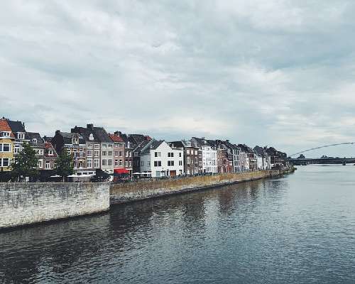 Päiväretki Hollantiin: Maastricht