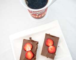 Terveelliset ja proteiinipitoiset suklaabrowniet