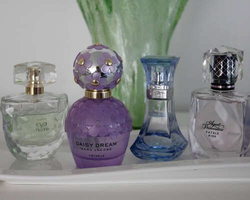 Kesäkuun tuoksutarjotin - My perfume tray for...