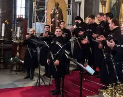 Грузинский хор создал уникальную атмосферу мн...