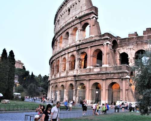 Rooman Colosseumin hinta: 77 miljardia euroa