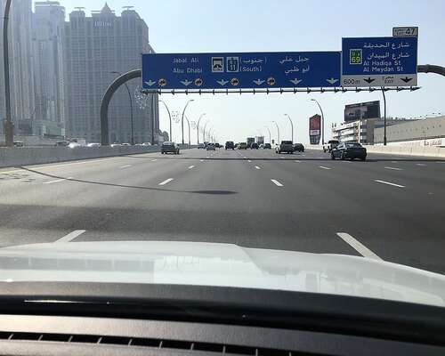 Autonvuokraus Dubaissa ja ajo UAE:ssa – Jalla...