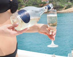 Bubbly day in Athens Riviera