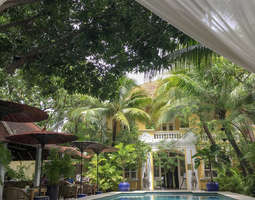 Pavilion Hotel – keidas Phnom Penhin parhaall...