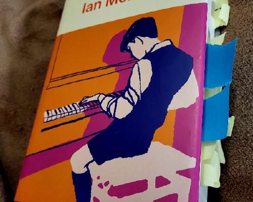 Ian McEwan: Opetukset & joulukuun kirjapiiri