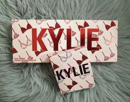 Kylie Cosmetics 2019 Valentine Collection