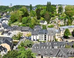 Luxemburgin siltojen ja kattojen yllä
