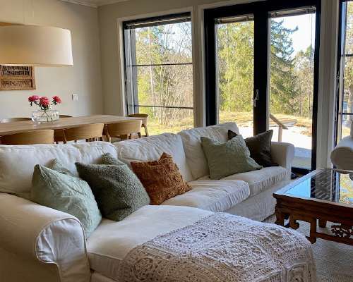 Kaunista kotiin - virkattu sohvatyyny