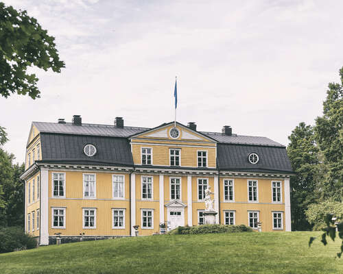 Mustion linnassa on Suomen ensimmäiset seinät...
